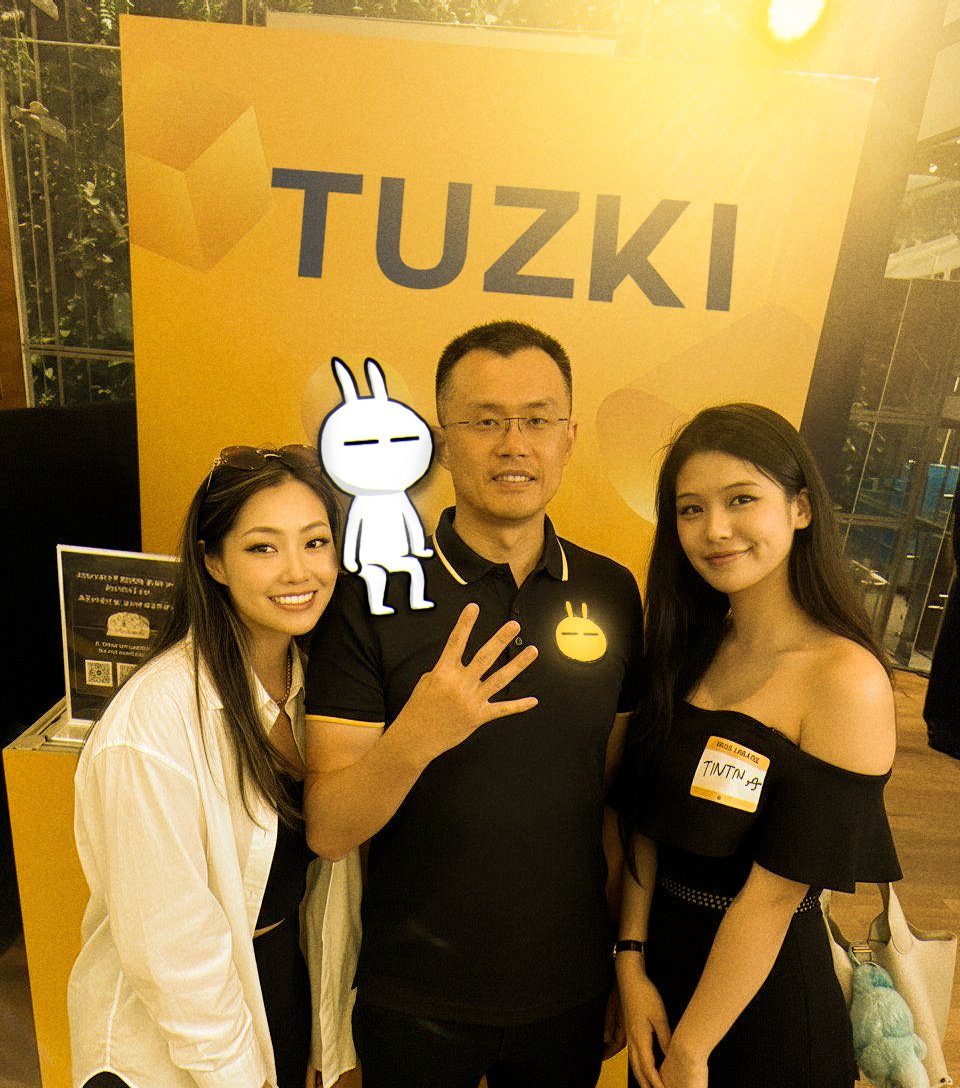 Tuzki Image 10